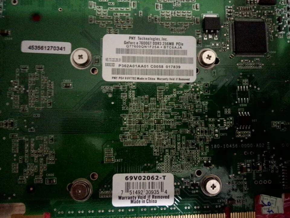 PNY 7600GTグラフィックグアフォフォビデオカードPCI Express X16 DDR3 256MB Filips超音波IU22 / IE33修理部P / N 453561270341
