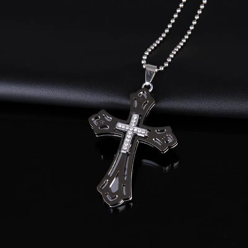Nuevos diseños Moda Hombres Joyería Cristiana Cross Colgante Acero inoxidable Metal Cross Grande Alta Calidad Envío gratis