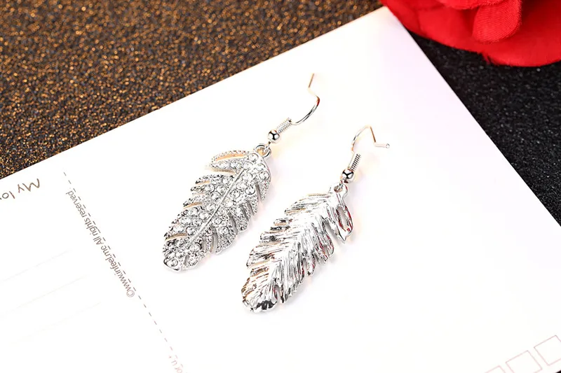 Het Bohemian Style Crystal Leaf Stud Errings for Women Party Queen Gold Sliver Jewelry Wholes Gift