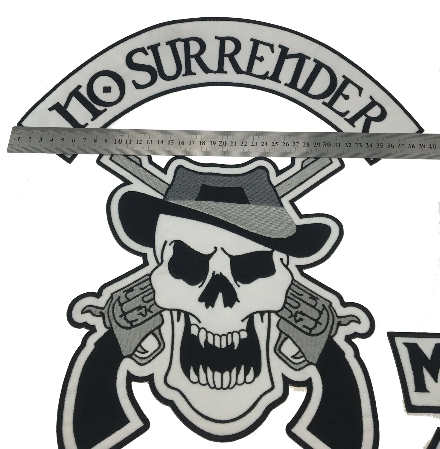 Nouveau NO SURRENDER Moto Brodé Fer Sur Patch Grand Dos Taille Patch pour Veste Gilet Patch G0415 242k