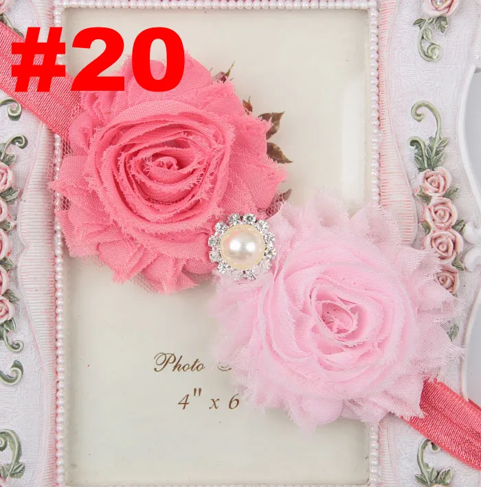 Nouveau-né Bébé Fille Baptême Tête Pièces 2017 avec Main Fleurs Perles 28 Différentes Couleurs Infant Toddler Fille Bandeaux Anniversaire De Mariage