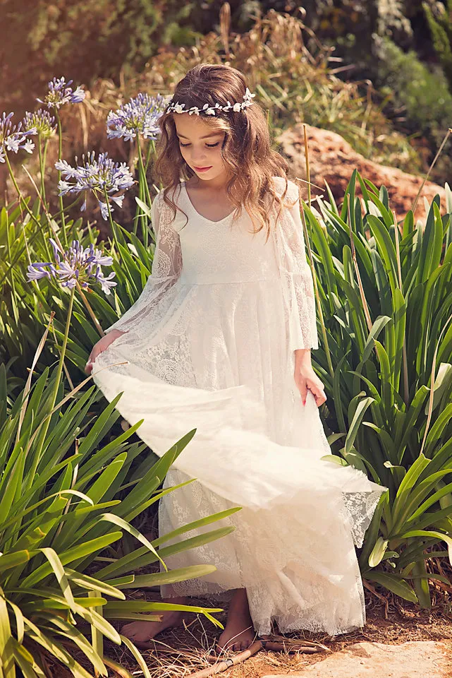 Bohemian Flower Girls Dresses with Long Sleeves and V Neck Ankle Length Fully Lace First Communion Dress for Little Girls Boho