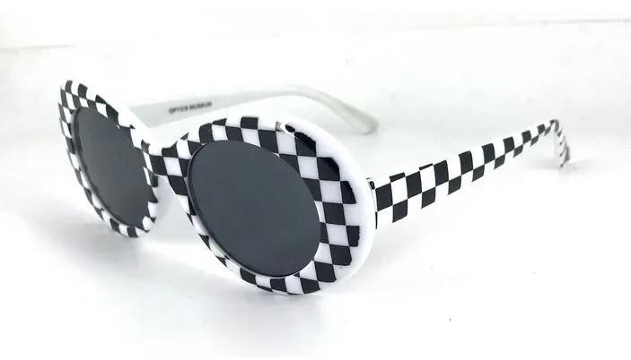 Neue Art-ovale Sonnenbrille-Stern-Art-Sonnenbrille-Frauen-klassische Weinlese-kleine Rahmen-Sonnenbrille Freies Verschiffen