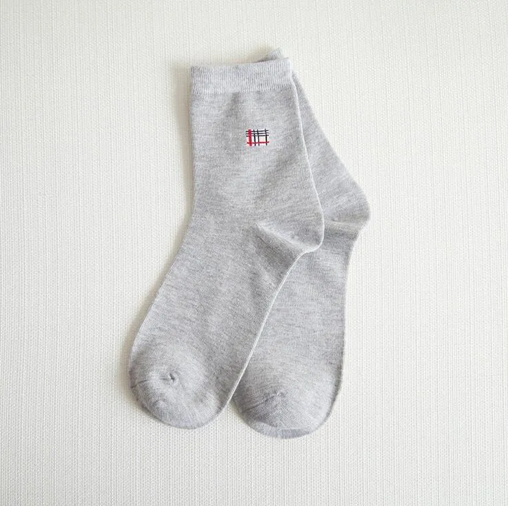 Gute A++ Baumwoll-Herrensocken in der einfarbigen Deodorant-Business-Herrensocke NW011