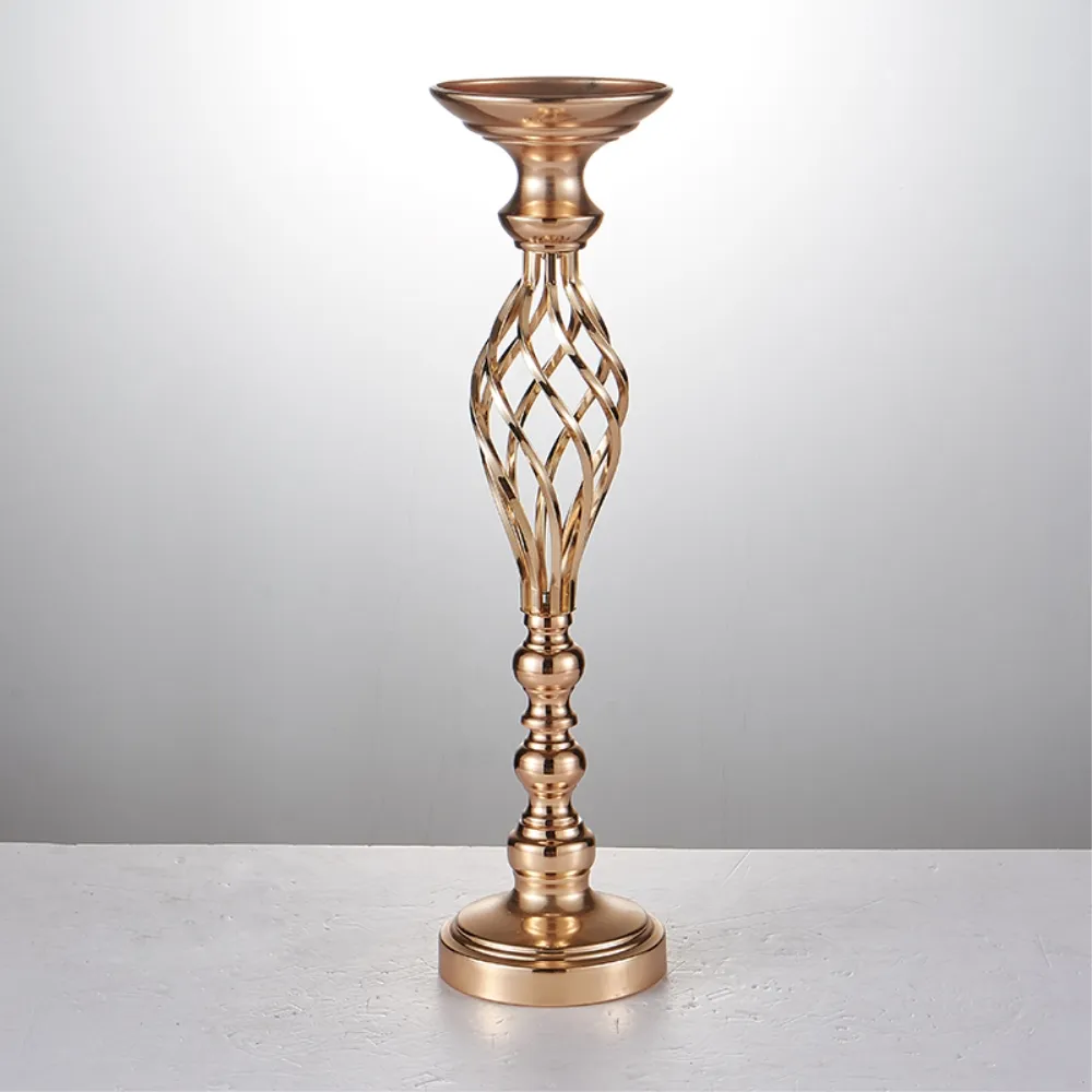 Creative Hollow Gold Metal Candle Holders Bröllop Road Lead Table Flower Rack Hem och Hotel Vases Dekoration 1 = 10 st