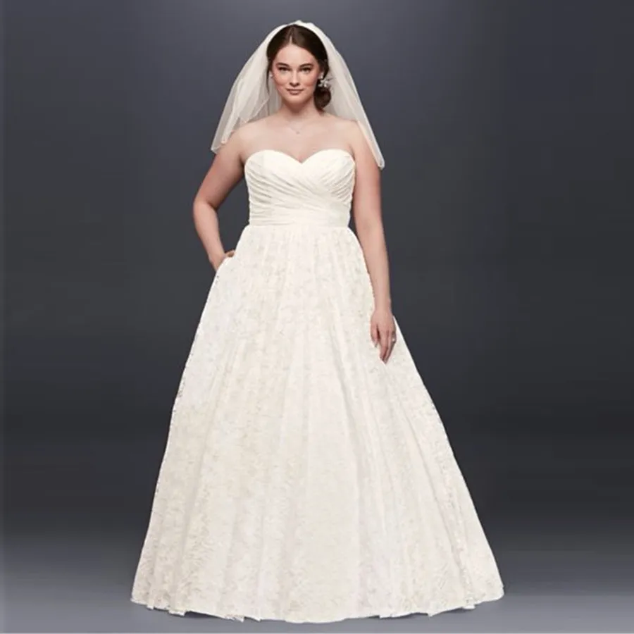 A-Line Wedding Dresses New Charming Sweetheart Lace Designer Bridal Gowns Open Back Court Train Plus Size Dresses 9WG3829