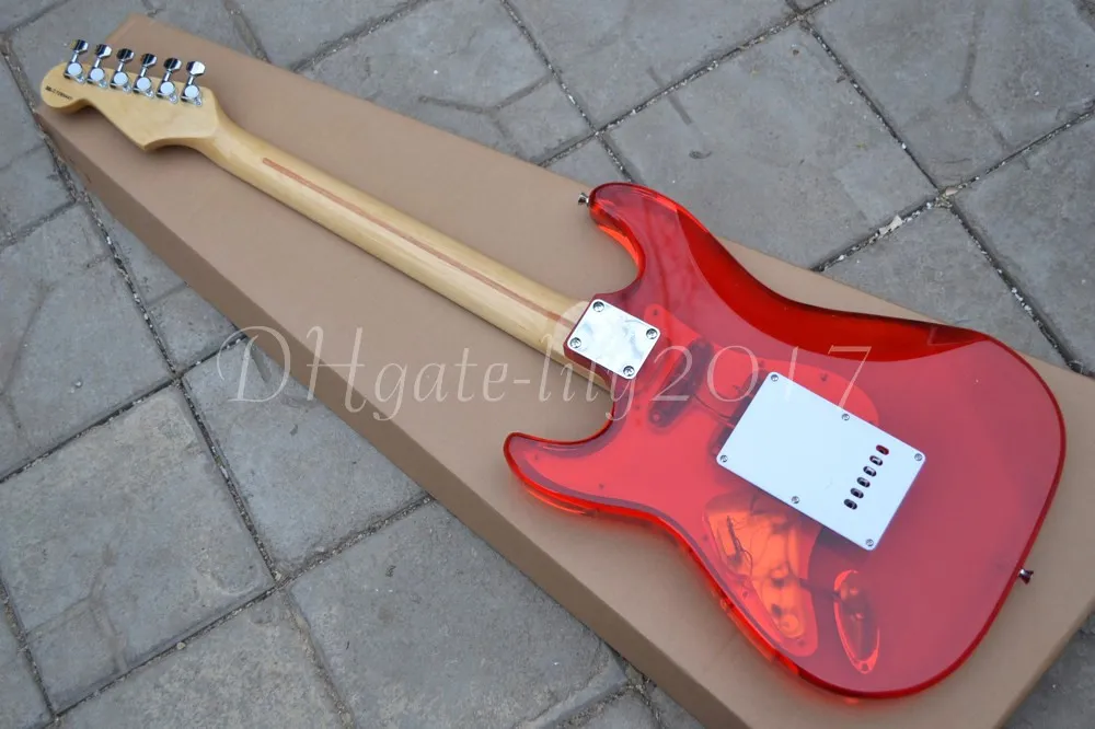 2017 Kırmızı Kristal Elektro Gitar Klavye Akrilik Vücut Özel Guar Chrome Hardwareehigh Kalitesi1413227