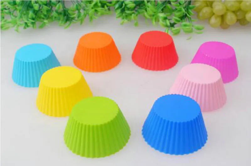 Ny Arvial 7cm 8 färger Silikonmuffin Mögelmuffin Muffcake Moulds FDA DIY Cupcake Bakning Verktyg Rundform Silikon Jelly Baking Mögel