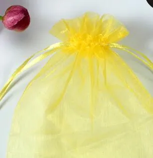 7 * 9 Cm Sacchetto di gioielli in organza Sacchetti di gioielli Regalo nero Borsa con coulisse di colore puro Confezioni di snack di caramelle Sacchetto Regalo di Natale DHL