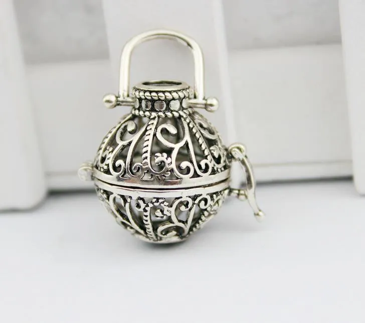 Fashion Opening floating Sound bead Lockets pendants 22*22mm Hollow Cage Pendant for Women Pregnany Mexico Harmony Balls Necklace Jewelry