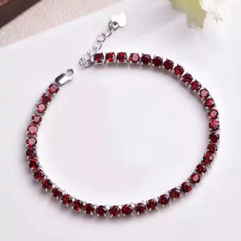 Lyxigt Naturligt Moçambique Garnet Armband Solid 925 Sterling Silver Garnet Armband 40 st 3,5 mm Rund Natural Garnet