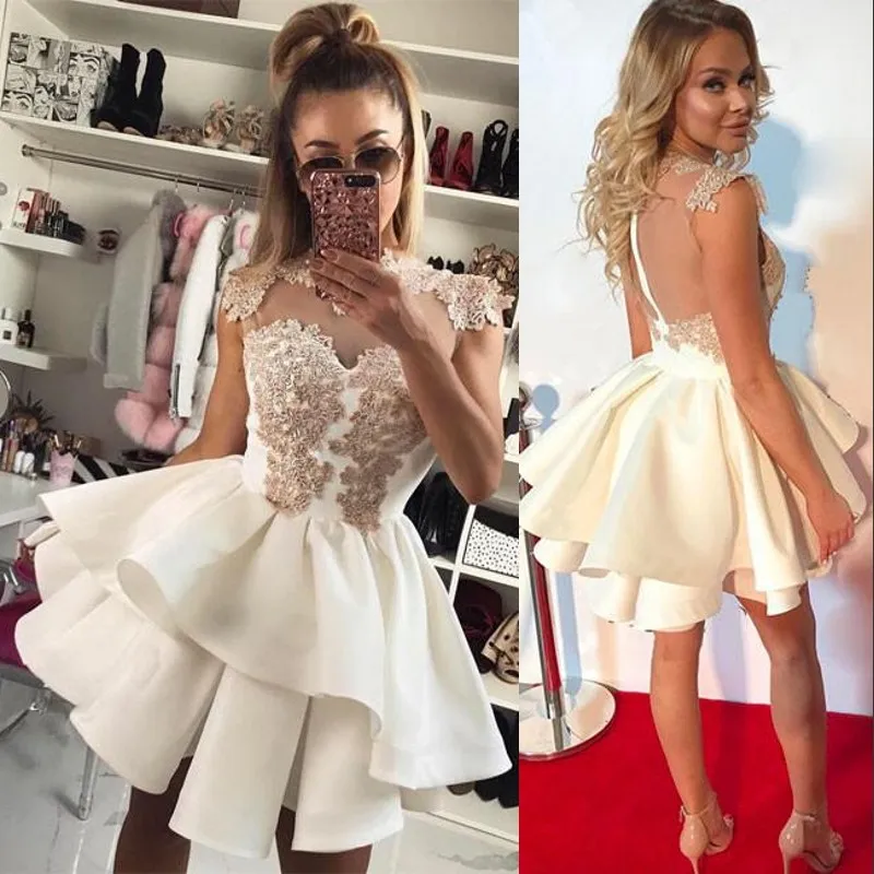 Tiered a-line kort hemkomst klänning med applikationer sexig ren tillbaka dragkedja mini party dress cocktail klänning klubb bär billig mini kvällsklänning