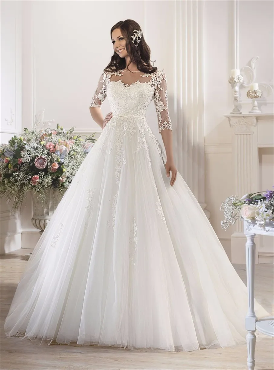 Tulle Half Sleeve Wedding Dress O-Neck Ball Gown Appliques Lace Crystal Pearls casamento Bridal Gowns Illusion Back