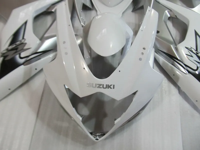 Spritzgegossene Kunststoffverkleidungen für SUZUKI GSXR 1000 2005 2006 weiß silber Verkleidungssatz GSXR1000 05 06 UT23