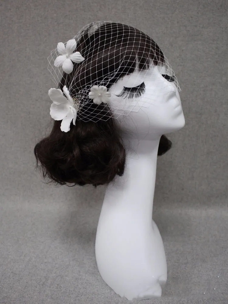 Charmant chapeau de mariée en Tulle, fleurs Vintage, perles, accessoires de cheveux pour filles avec peigne, chapeaux de mariage pour dames, accessoires de fête 7863118