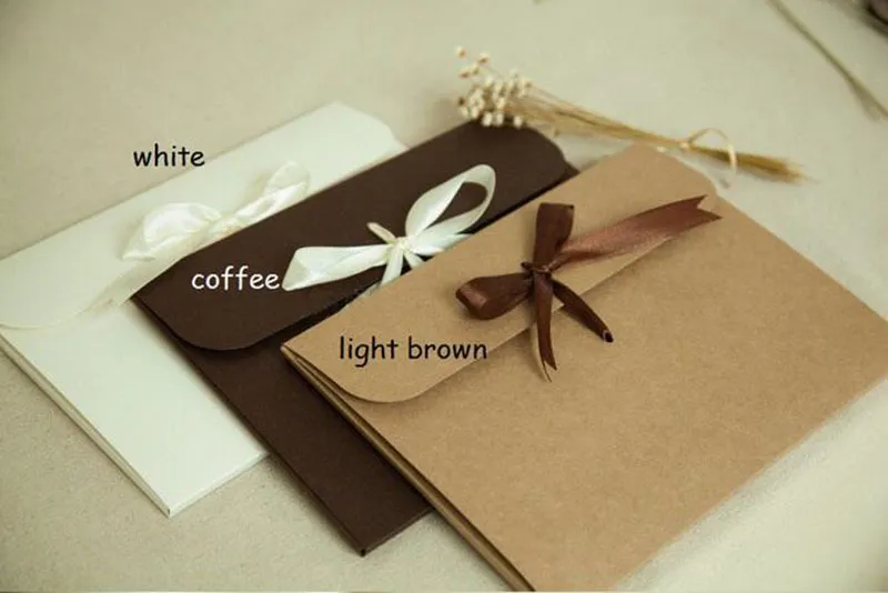 24*18*0.7 cm arc Kraft papier poche sac foulard mouchoir soie écharpe boîtes d'emballage carte cadeau enveloppe boîte pour cravate écharpe