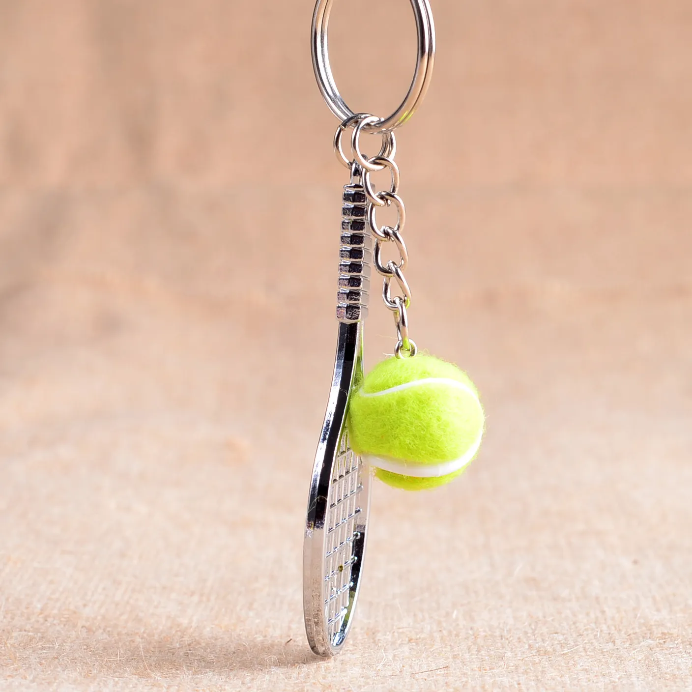 Högkvalitativ Mini Tennis Racket Key Holder Metal Mesh Racket Key Holder kan anpassas KR163 Nyckelringar Blanda Beställ 20 stycken Mycket