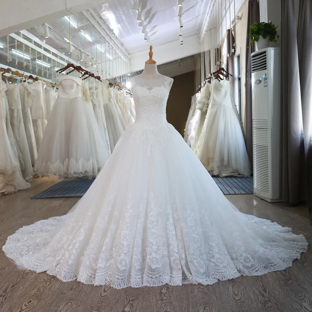 100% réel Photos A-ligne Scoop Appliques perles robe de mariée toute appliques sur robe de mariée Ficelle train chapelle