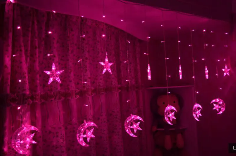 LED Curtain Light Star Moon String Lights 2m * 138leds wasserdichte Dekorationslampe für Hochzeitsfeier Weihnachten