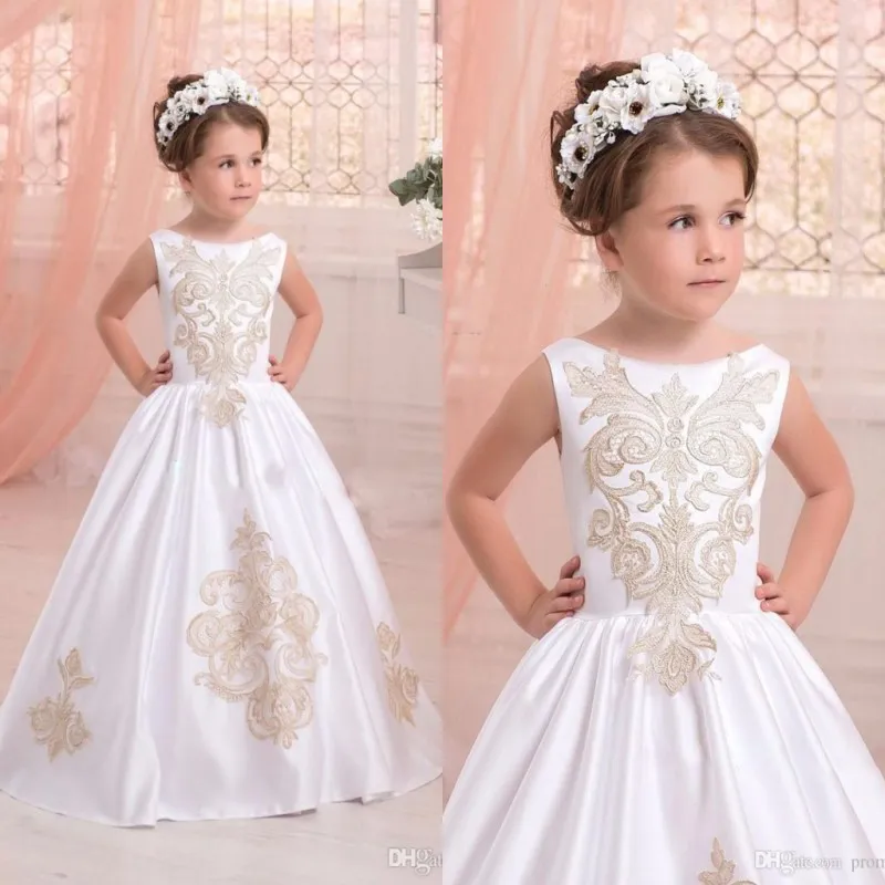 Blanc First Elegant Communion Girls Gold Appliques Robes de fille de robe de bal Robes de fille de fleur pour les mariages sur mesure BA