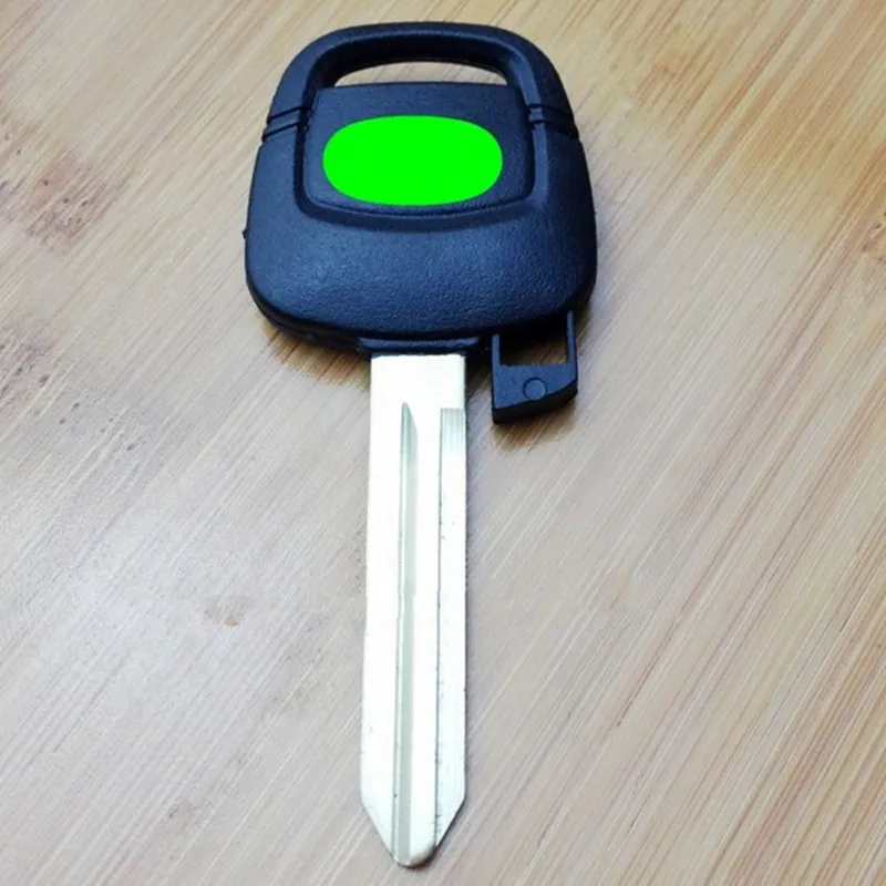 Blank Shell for Nissan A33 Transponder Key N102 With 