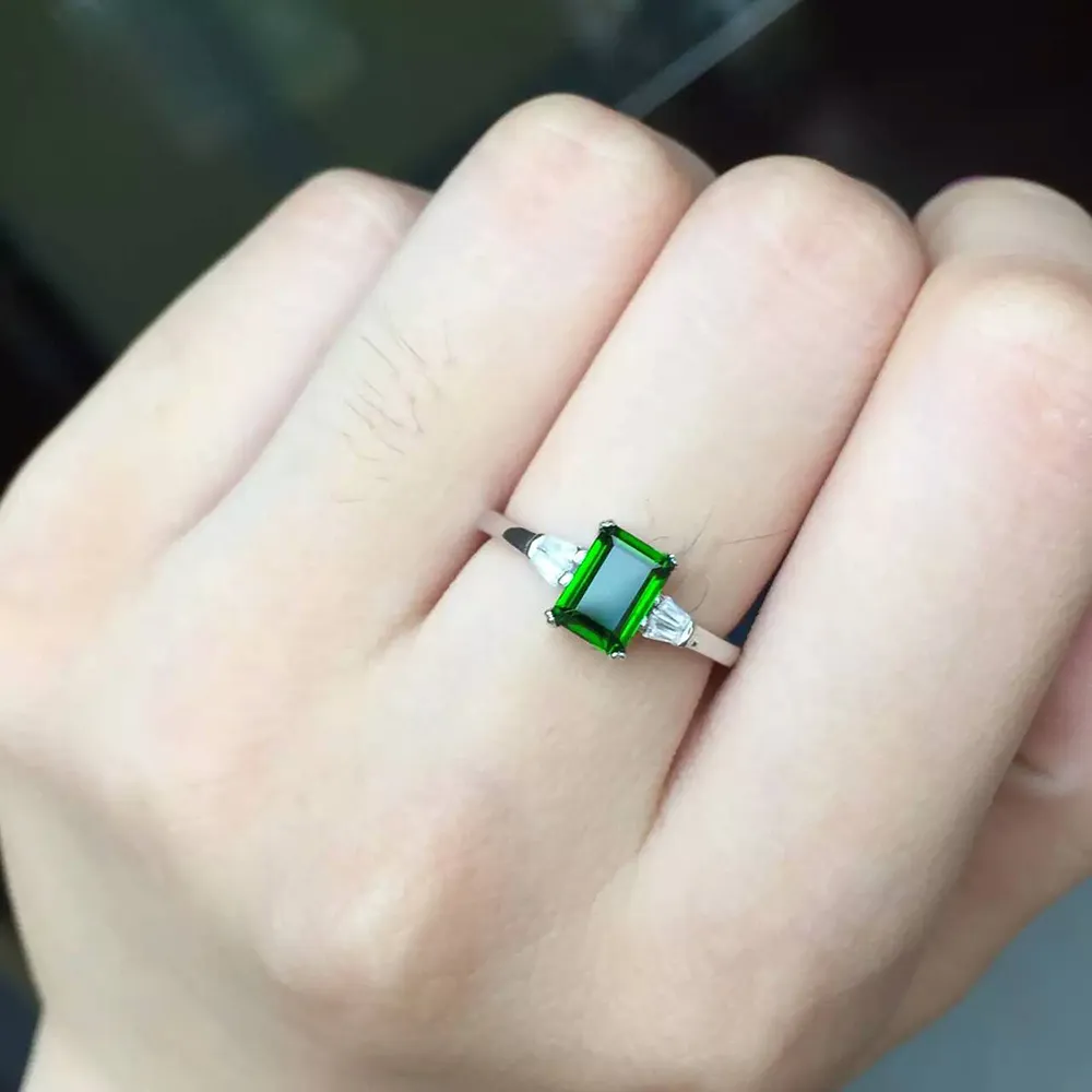 Enkel mode silverring med grön sten 4mm * 6mm Natural diopside Ring för kvinna Real Sterling Silver Engagement Ring