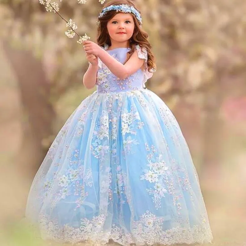 Sweetest Light-Blue Flower Girls Dress Modest Neckline Lace Korta Ärmar Appliques Organza Girls Pageant Klänning Härlig Tjejer Födelsedagklänning