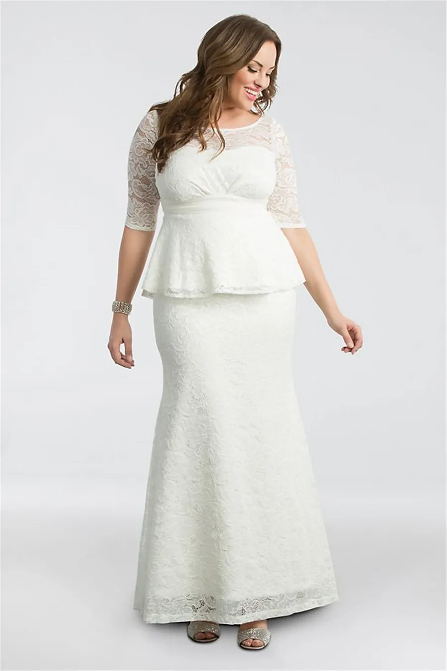 Peplo Plus Size Abito da sposa 19150908 Mezze maniche Scollo rotondo Sirena Abito da sposa in pizzo Lunghezza pavimento vestido de noiva 2019