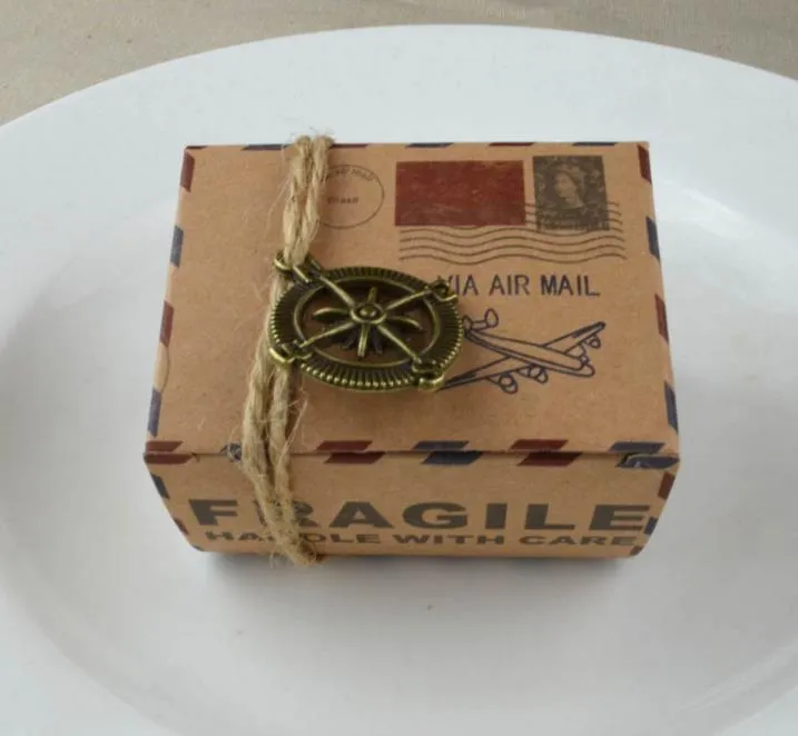 Vintage kraft paper favor box with compass globe pendants Airplane Air Mail Parcel candy gift box birthday party wedding Christmas decor