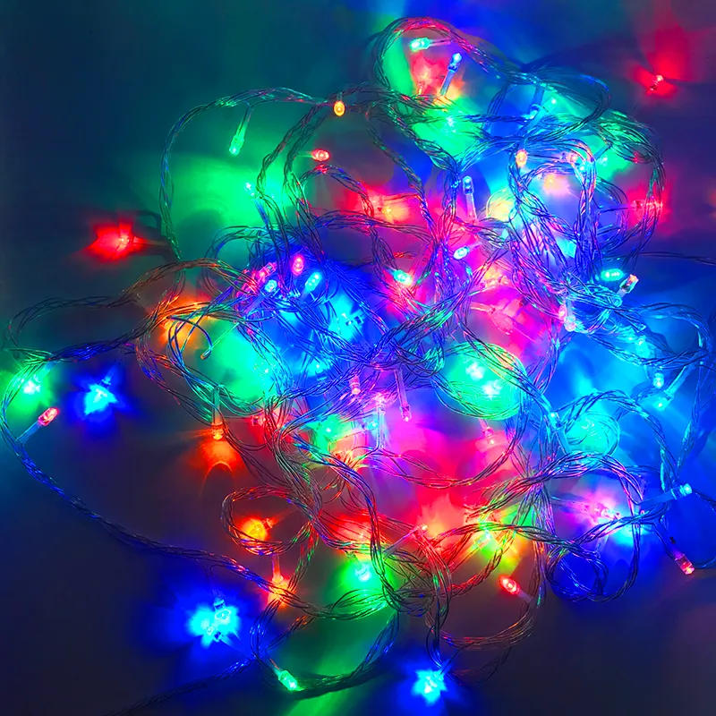 LED -strängar lampor med kontroller färgglada RGB vattenpoof utomhusdekor lampor 100LEDS 10m för dörrar golv gräs julgranar 220v 110v