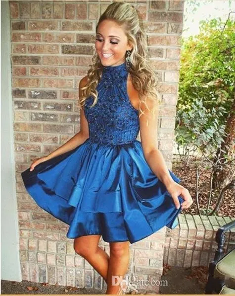 2017 Sexy cocktail vestidos de alto pescoço frisado de cristal caçador azul marinho azul vestidos de baile oco vestido de festa traseira plus size vestidos de homecoming