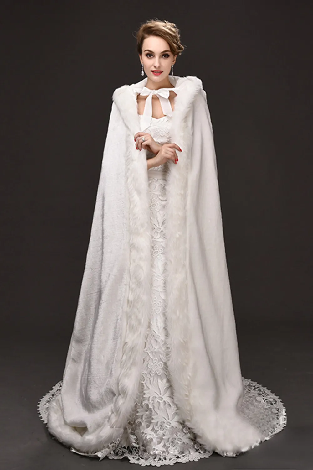 Winter War Faux bont bruids mantel Warm Wraps Hooded Trim Floor Lengte Perfecte Abaya Jas voor Wedding Cape Wraps Jacket CPA915