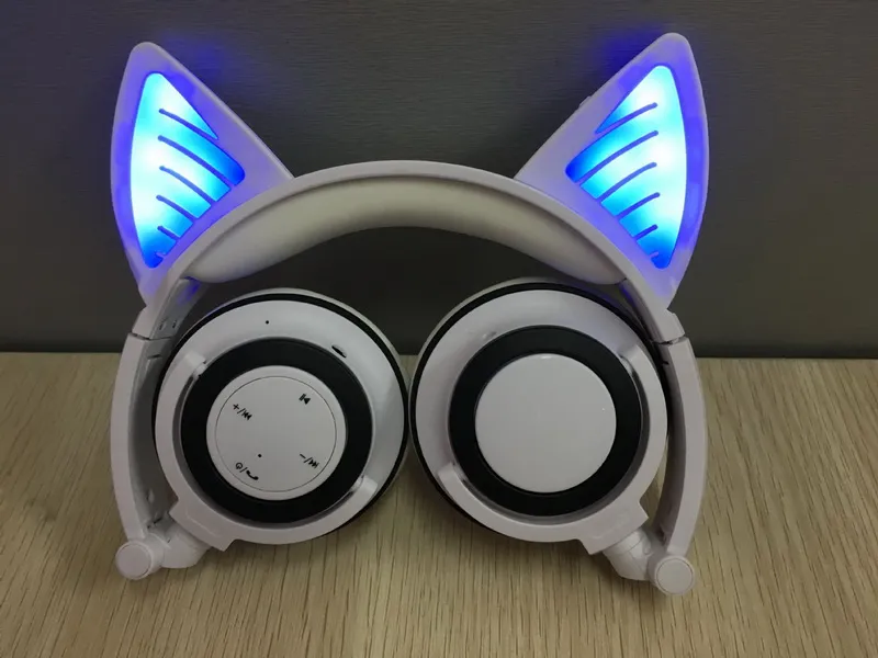 Cuffie wireless con luci LED a forma di orecchie di gatto
