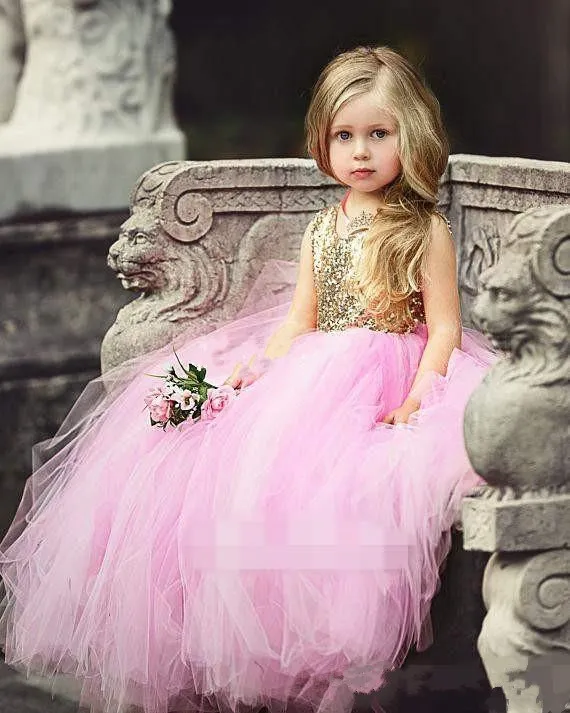 Blush Pink Tulle Flower Girls Dresses New Sparkly Gold Sequins Top Hollow Back First Communion Dresses Ball Gown Princess Dresses