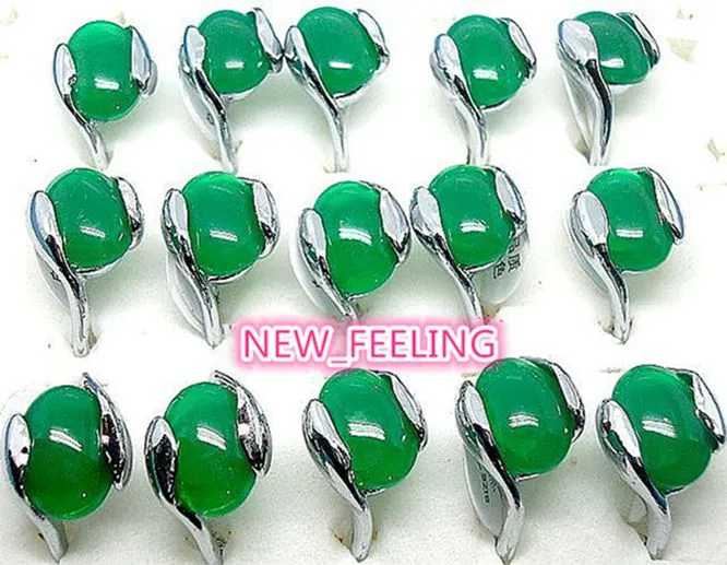 Wholesale /ロット美しい緑の翡翠石のリングの混合サイズの女性ジュエリーリング低価格