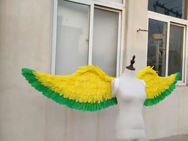 adultos encantadores asas de fada anjo amarelo asas de penas apto para T estágio Show Mall decoração tiro adereços criativos EMS transporte livre