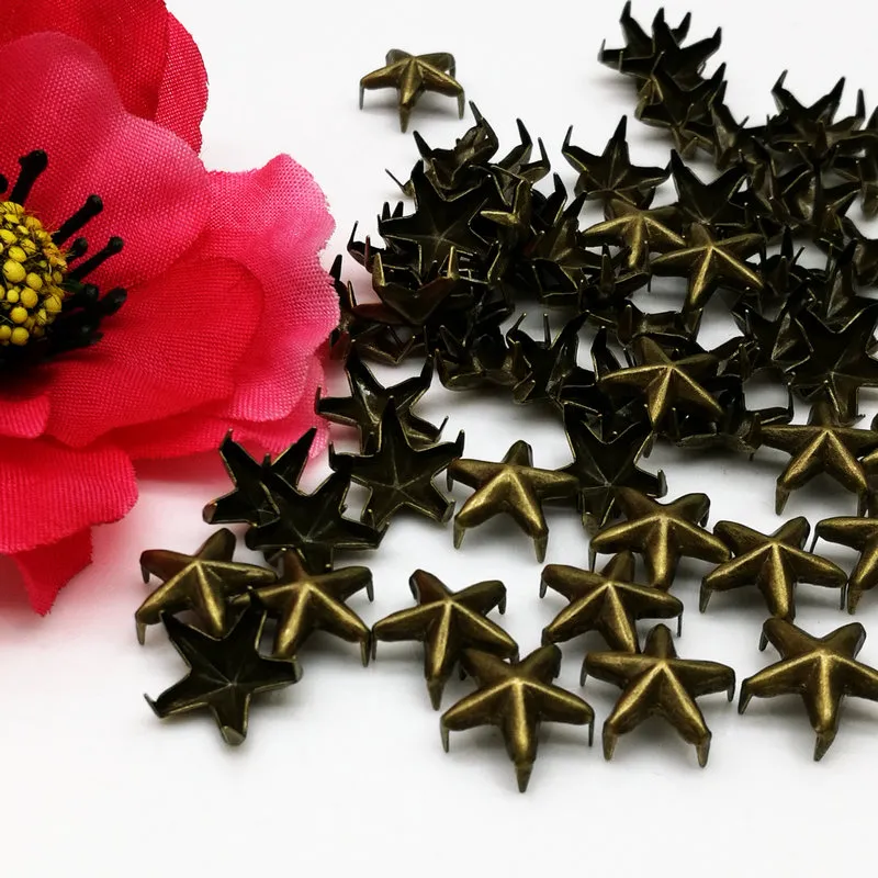 300 sztuk Mosiądz 10mm Star Studs Spots Punk Nailheads Spikes Do Bag Buty Bransoletka