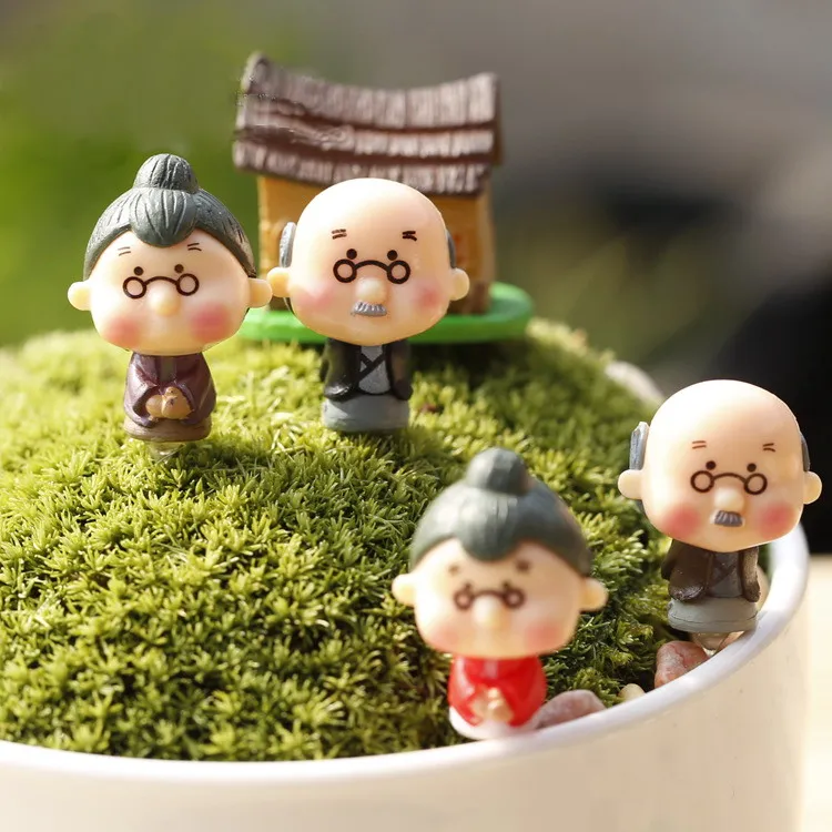 おじいちゃんとおばあちゃんの妖精の庭の装飾gnome moss terrariumホームデスクトップの装飾工芸品盆栽ドールハウスミニチュア4デザイン