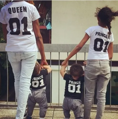 Family King Queen Letter Print t shirts Mother and Daughter father Son Clothes Matching Princess Prince