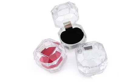 Högkvalitativ akrylkristallklar ringlåda / smyckeskrin Väska / presentförpackningar Gratis DHL