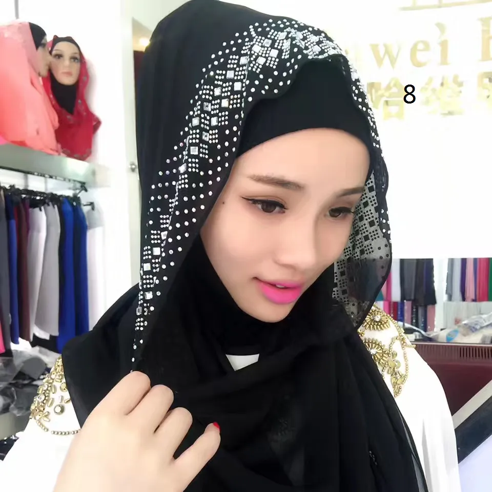 1 pc! Hijab musulman pour les femmes Écharpe carrée Turban Hijab Couvre-chefs Silky Satin Wraps Echarpes De Mode Islamique Bandana Noir Grand Taille 77