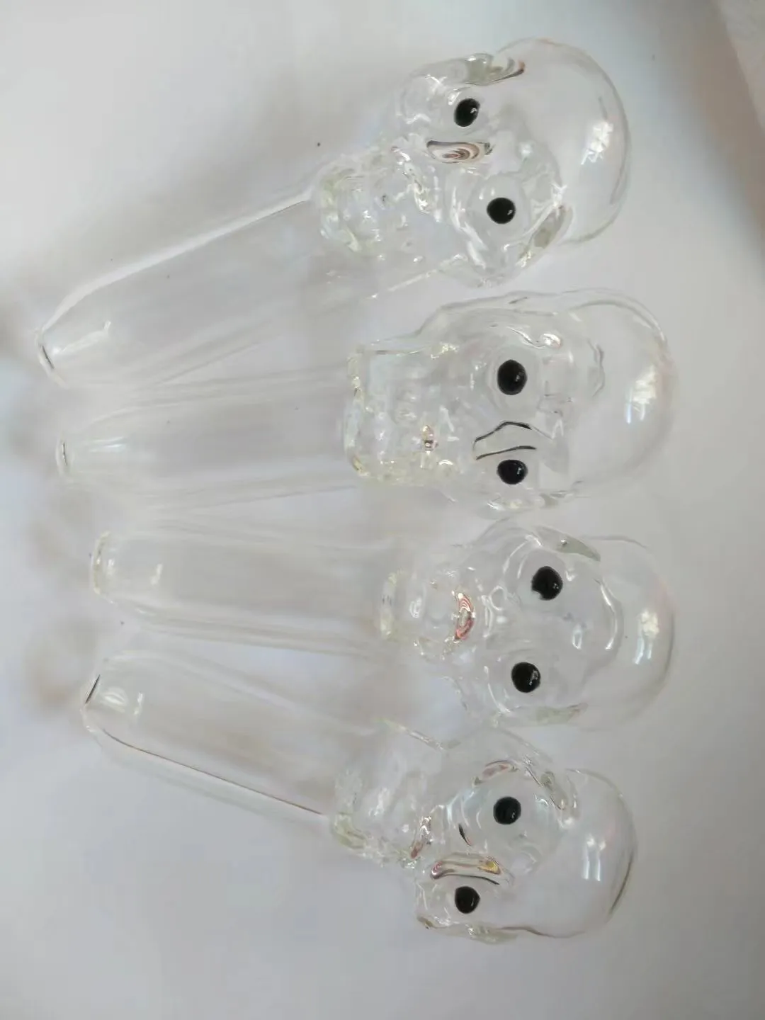 Accessoires de bongs de pipe de couleur, Brûleur à huile Pipes en verre Pipes à eau Pipe en verre Rigs d'huile Fumer avec des bongs en verre de compte-gouttes Accessoires