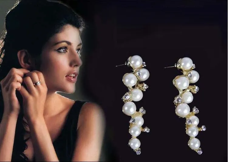 Nieuwe Sale Crystal Rhinestone Gesimuleerde Pearl Grape Bunches Design Girls Oorbellen Oor Stud Mode Sieraden Dames Gift