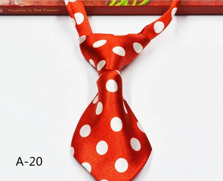 Nieuwe baby's Huisdier Streep Hals Tie 31 kleuren 5 * 10cm Kinder stropdas Lazy Dog Tie voor Kinderen Kerstcadeau