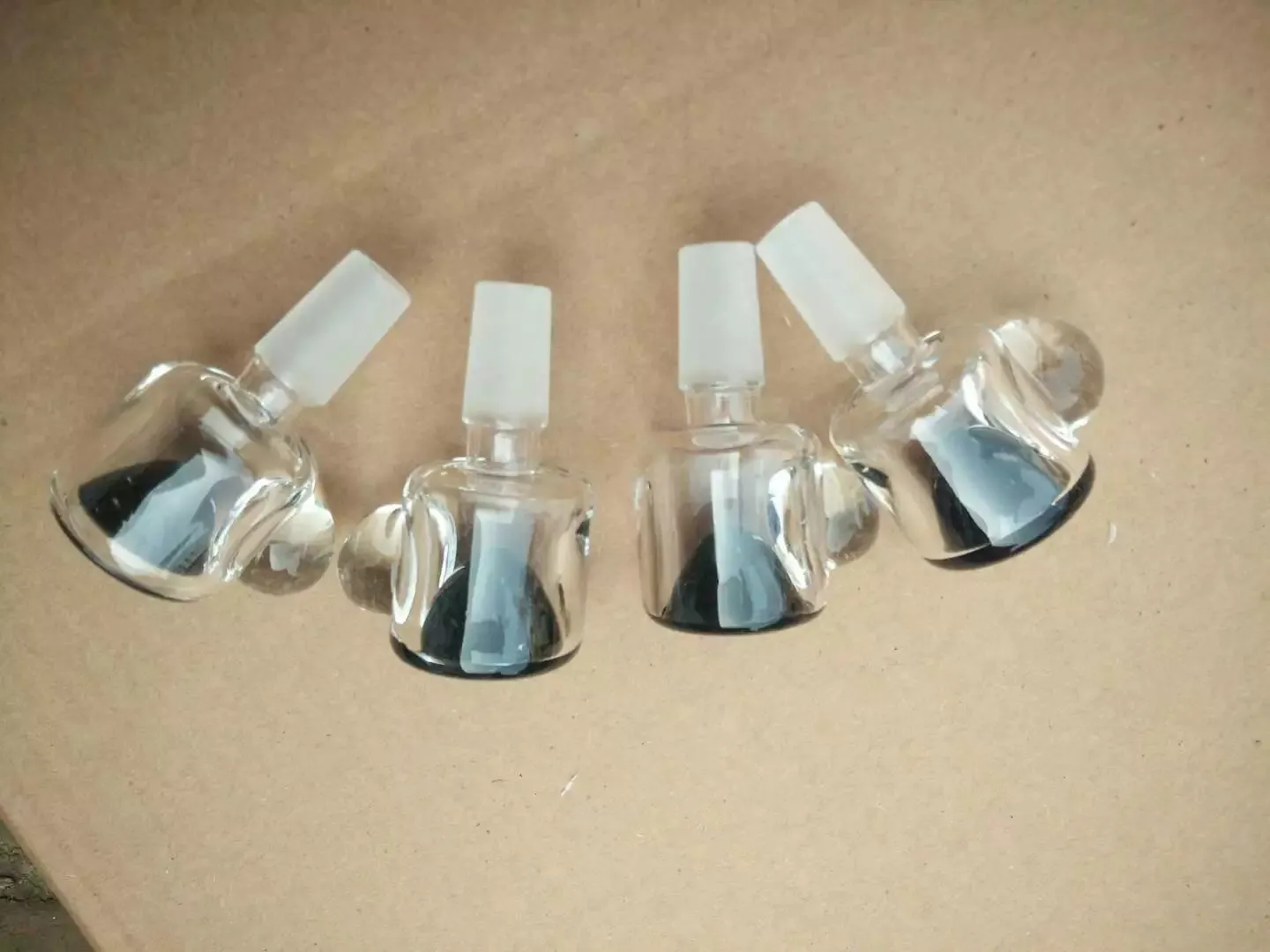 Accessoires de bongs à bulles de couleur ﾠ, tuyaux en verre de brûleur à mazout conduites d'eau conduites d'eau en verre plates-formes pétrolières fumant avec accessoire de bongs en verre compte-gouttes