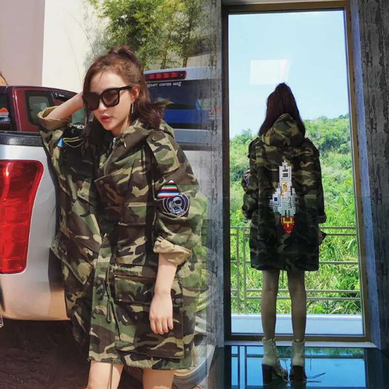 Camo Jackets Frauen Windbreaker: Mode Camouflage Long Coat Mit