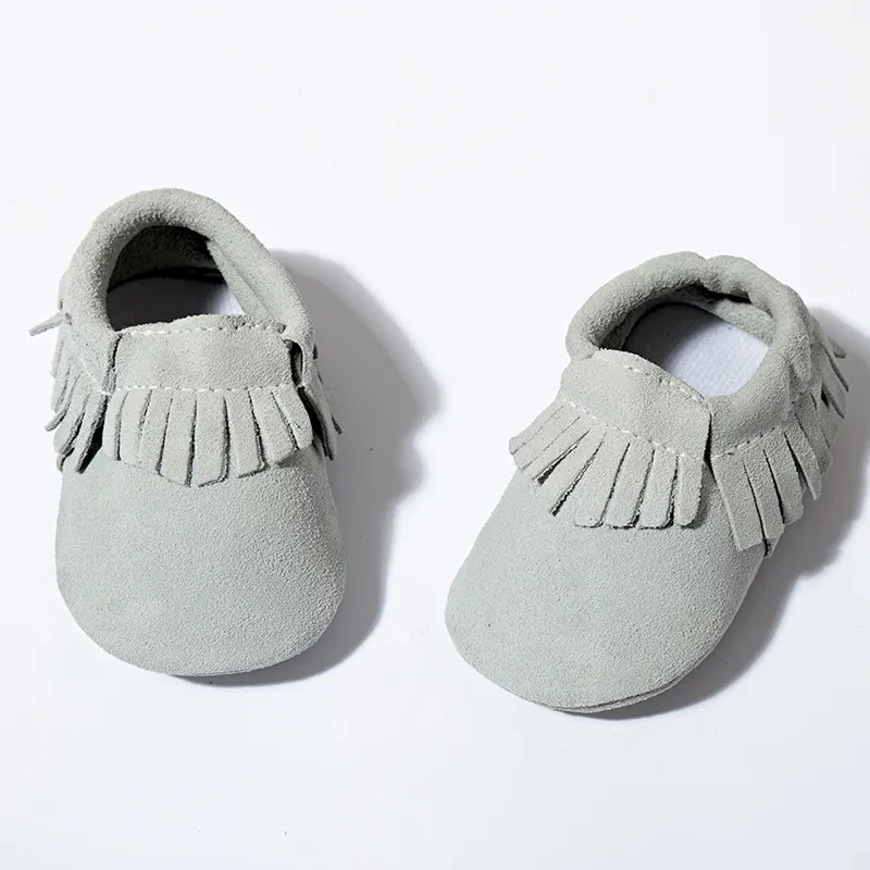 Baby spädbarn moccasins mjuka läder frans baby booties toddler skor baby barn antiskid första walker skor läder sko