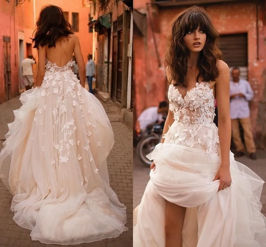 Liz Martinez New Wedding Dresses 2017 Sexy With 3D Floral V Neck