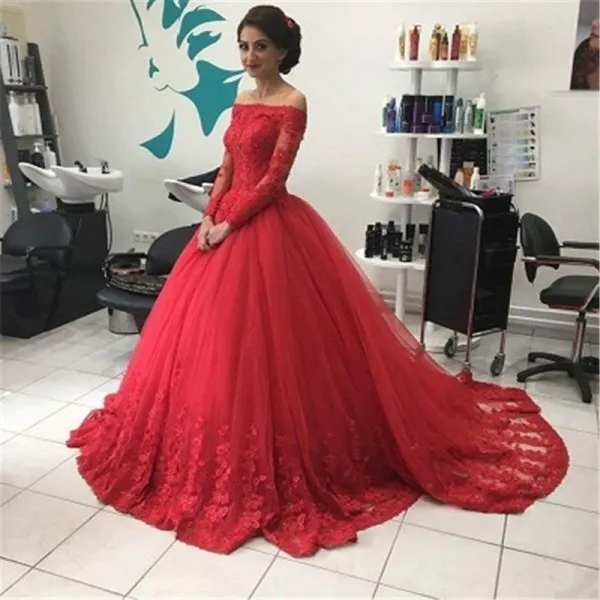 Red Wedding Dresses Ball Gown Style Off the Shoulder Wedding Dress Illusion Long Sleeves Puffy Tulle Lace Appliques Bridal Gowns