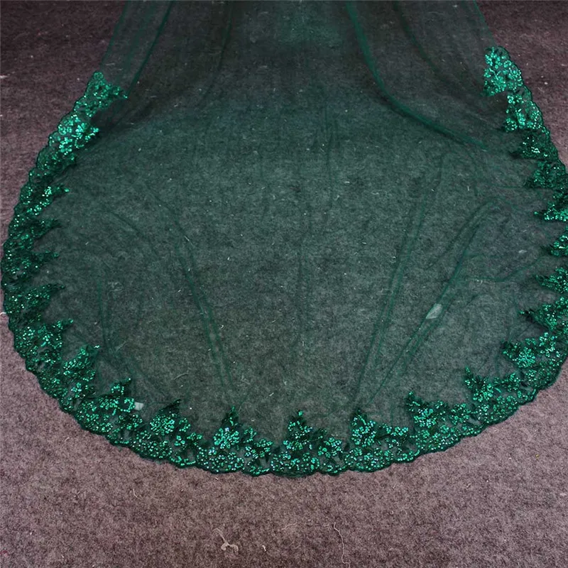 Magnifique voile de mariage vert Bling dentelle pailletée monocouche voile de mariée lacé partiel avec Comb254J